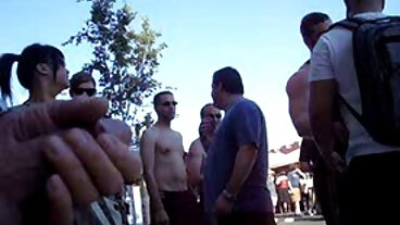 شاب ساحر فام سكسي اجنبي الملاعق كبيرة TiT جبهة مورو