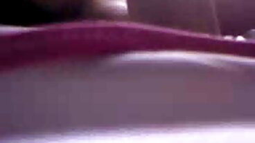 أحمر فليم سكسي اجنبي الشعر جبهة تحرير مورو الإسلامية في منقوع 'n زلق بيكيني خبطت